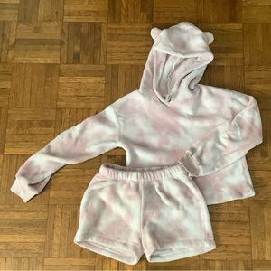 Fuzzy pajamas set for girls